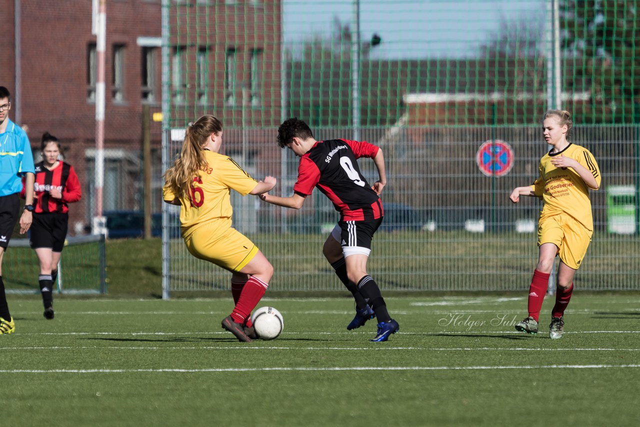 Bild 133 - B-Juniorinnen SG Weststeinburg/Bei - SV Fisia 03 : Ergebnis: 1:2